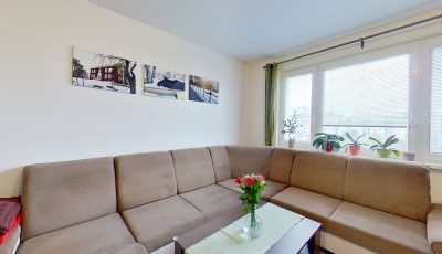 Na predaj 3-izbový byt s loggiou | Petržalka 3D Model
